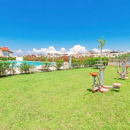 Paradise Town Belle 100 Mbps Free Wifi Villa